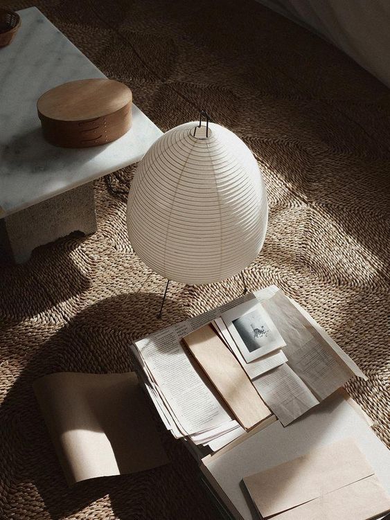 FLOOR LAMPS